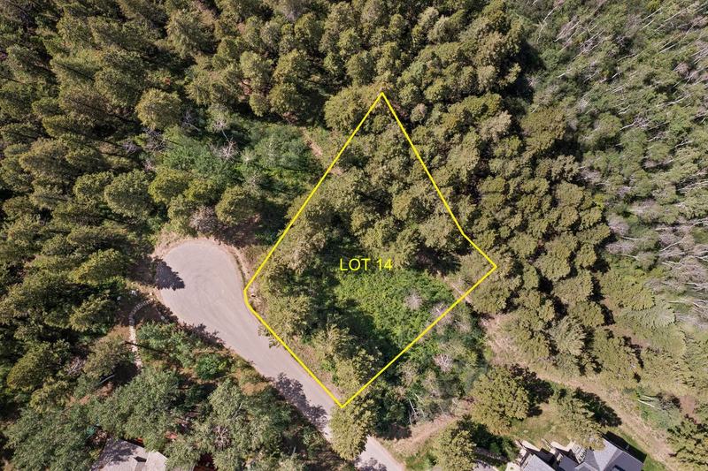 Lot 14 boundary — 1.05 acres on the cul-de-sac